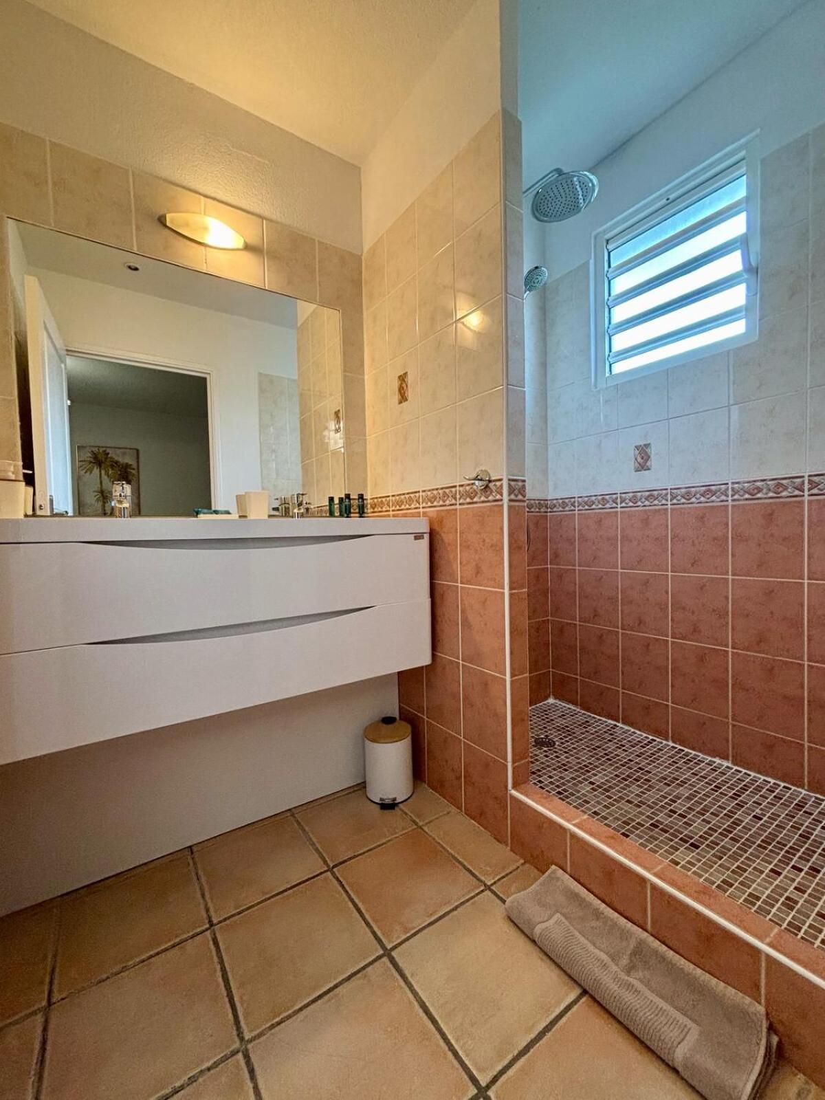 Villa Magellan, Walkable Orient Bay Beach, Private Pool מראה חיצוני תמונה