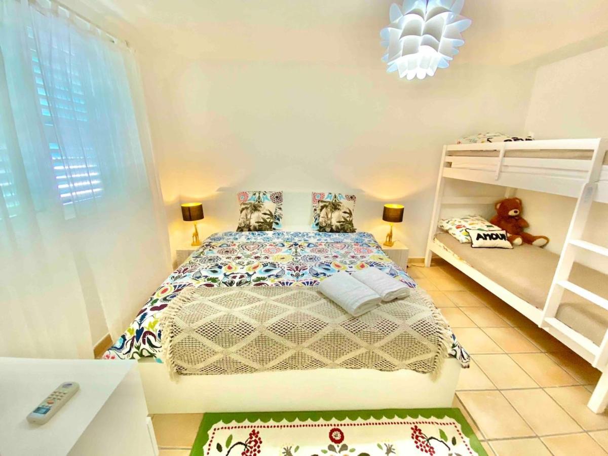 Villa Magellan, Walkable Orient Bay Beach, Private Pool מראה חיצוני תמונה